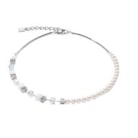 Accessories > Jewellery > Necklaces