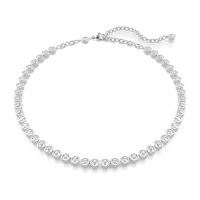Accessories > Jewellery > Necklaces