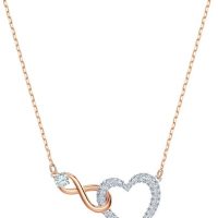 Accessories > Jewellery > Necklaces