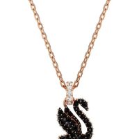Accessories > Jewellery > Necklaces